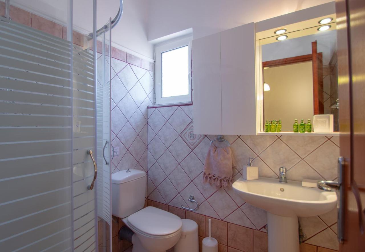 Alavastros Maisonettes Near 3 Sandy Beaches Hébergement de vacances