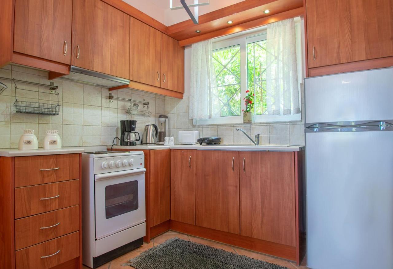 Alavastros Maisonettes Near 3 Sandy Beaches Hébergement de vacances