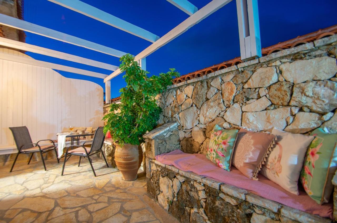 Alavastros Maisonettes Near 3 Sandy Beaches Hébergement de vacances *