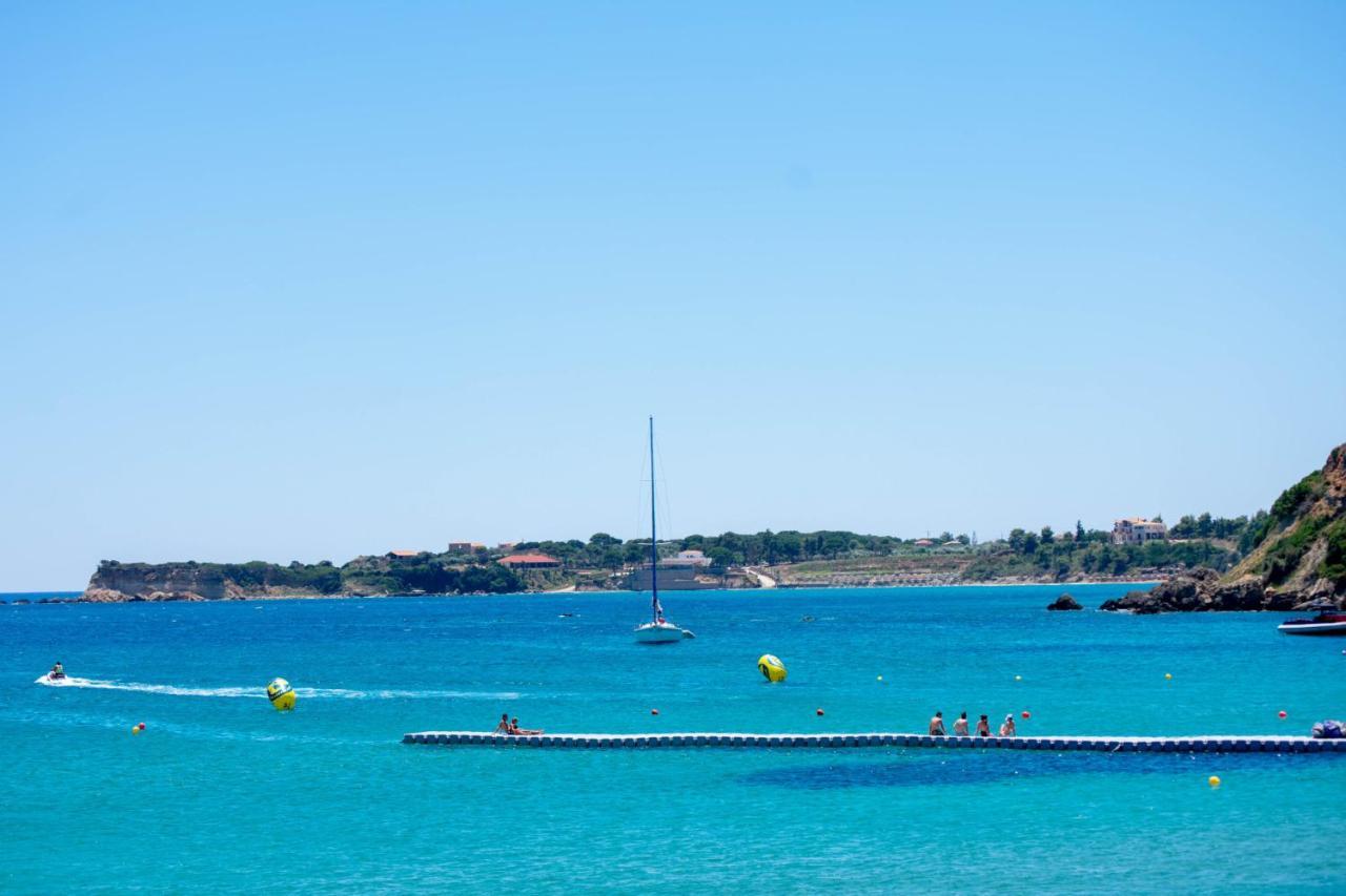 Alavastros Maisonettes Near 3 Sandy Beaches Hébergement de vacances *